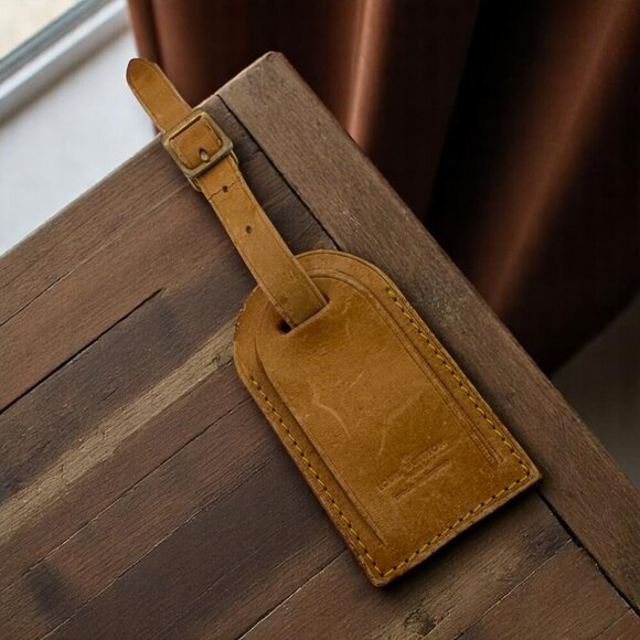 Authentic Louis Vuitton Leather Luggage Tag - Picture 2 of 12